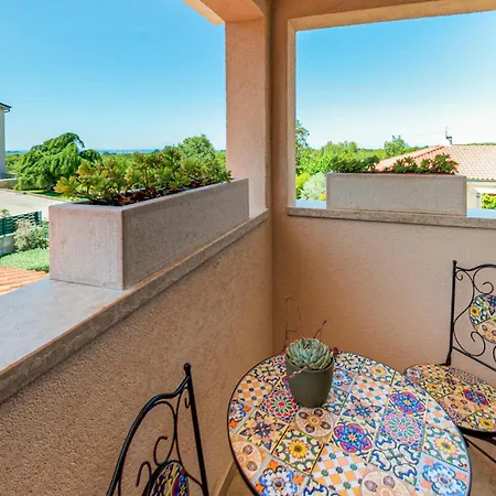 Lovely In With Sauna - Cis388 *